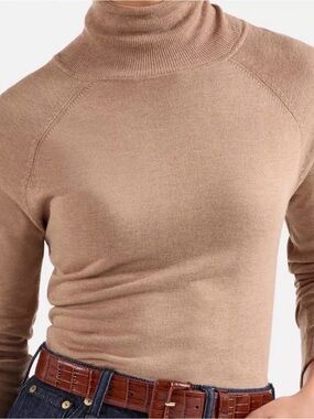Banana Republic Women's Turtleneck Sweater in Camel Tan